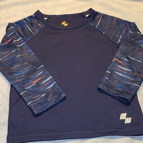 Lot of boys long sleeve shirts - Picture 4 of 5